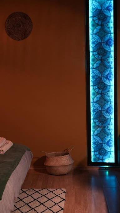 Sahara Studio With Shared Bathroom In City Centre Pozsony Kültér fotó